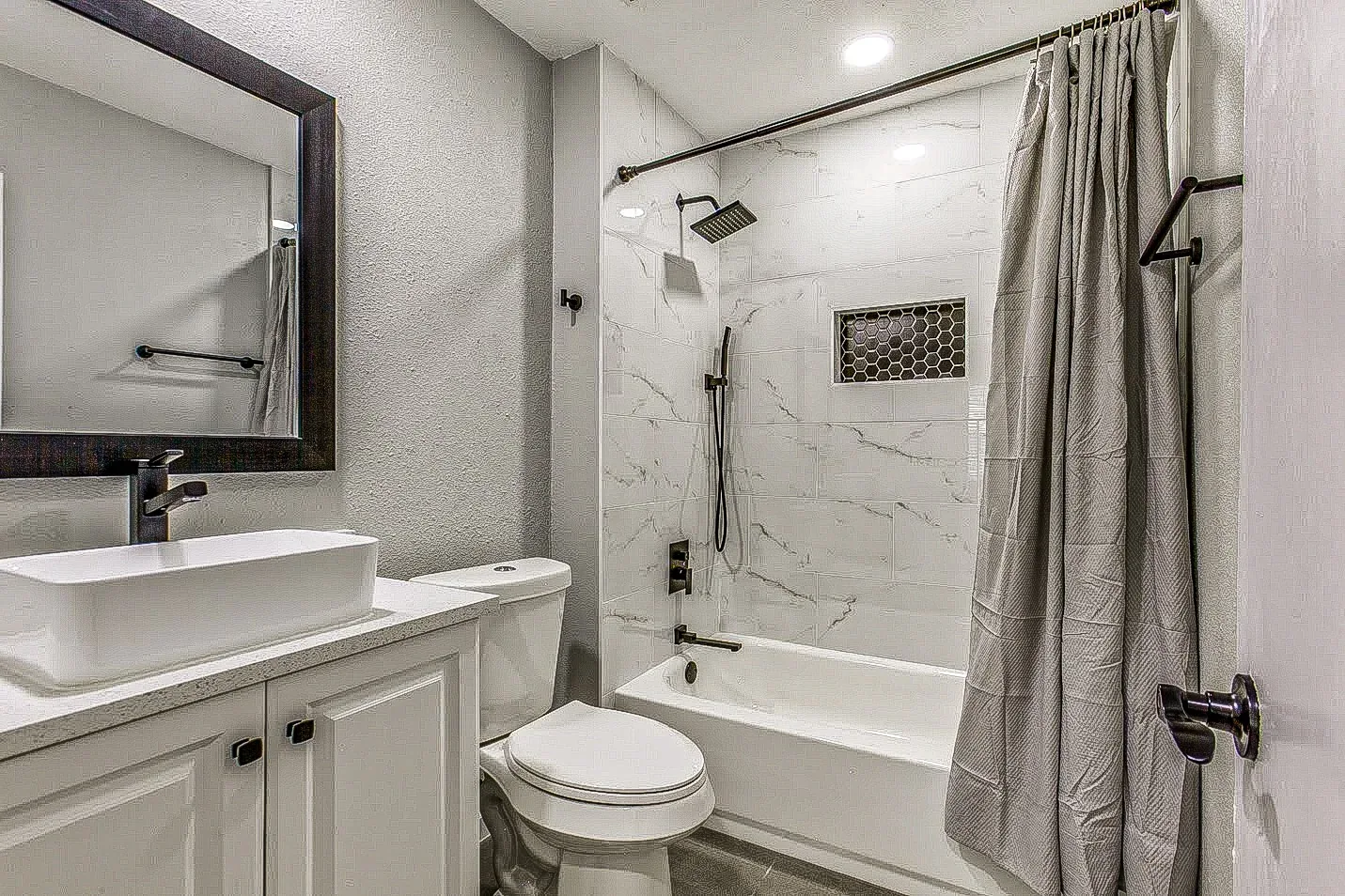 Guest Bathroom Remodel completed by Utmost Builds in Garland, Texas