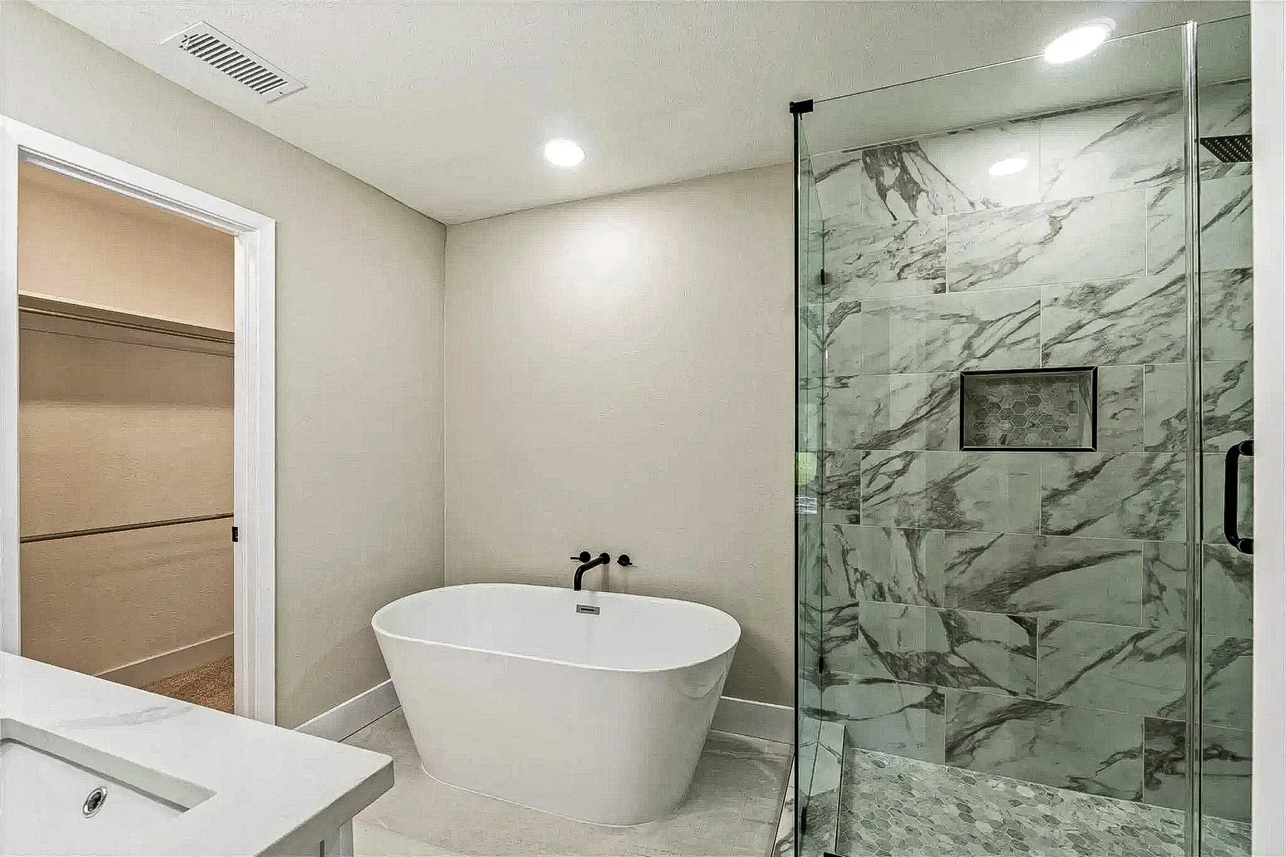 Primary Bathroom Remodel completed by Utmost Builds in Fort Worth, Texas