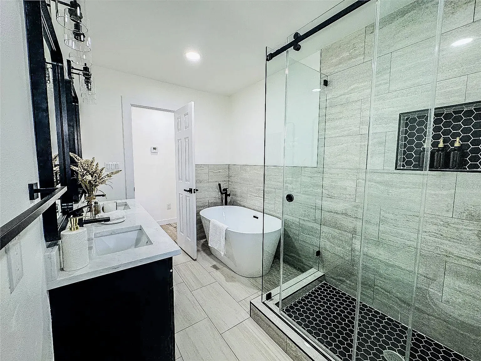 Tub & Shower Remodel completed by Utmost Builds in Lower Greenville, Texas
